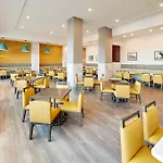 Cambria Hotel & Suites Anaheim Resort Area 
