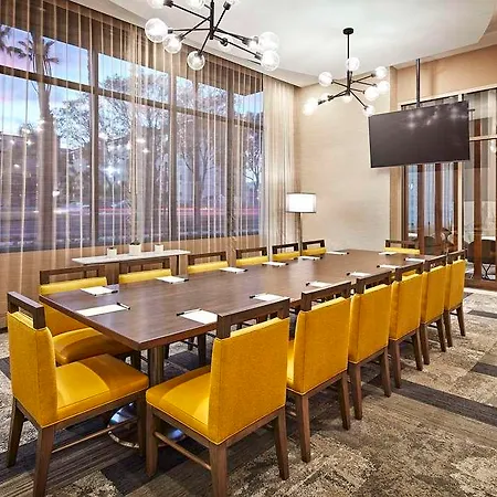 Cambria Hotel & Suites Anaheim Resort Area 